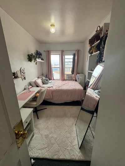 One bedroom  Main Photo