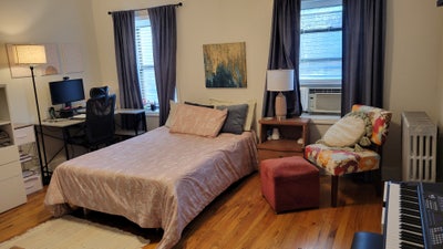 Large, Sunny Bedroom in Perfect Brooklyn Location Main Photo