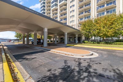 Rare Downtown Memphis 1BR Condo with Private Yard  Main Photo