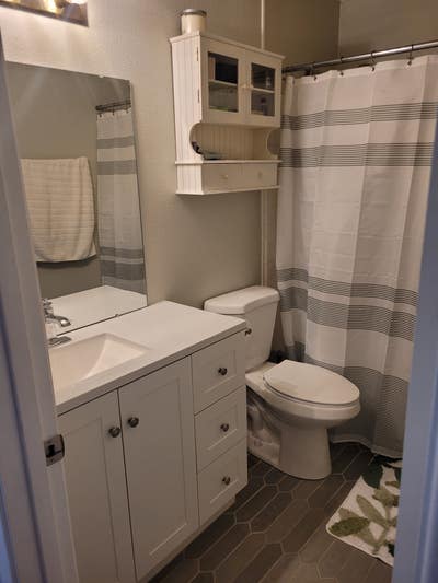 Comfortable home away from home Main Photo