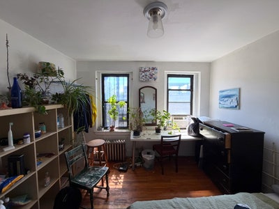July 15, temporary furnished room in east village. Main Photo