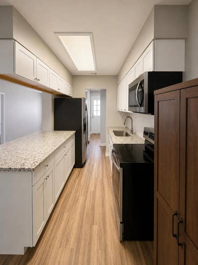 Welcome to Rolling Hills Home!  Clean • Comfy • C Main Photo