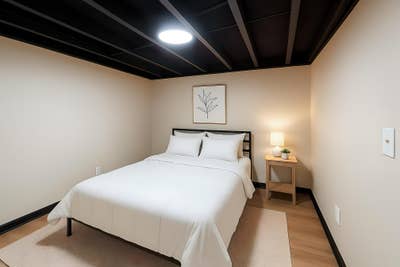  Gold Star Listing  Fully Renovated  & Ready for Y Main Photo