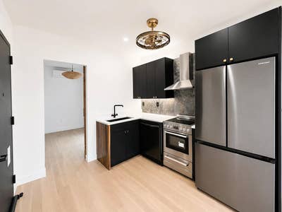 🎓 Perfect for LaGuardia Community College, CUNY S Main Photo