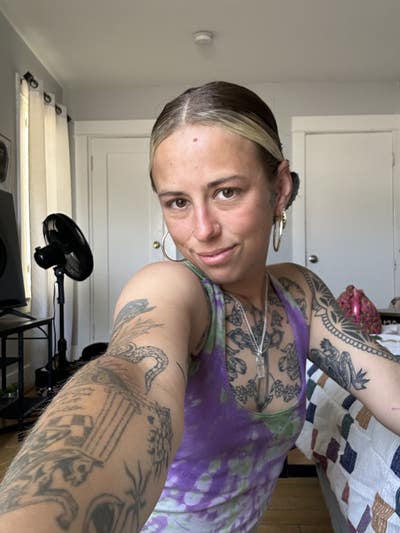Room wanted in Anaheim, CA Main Photo