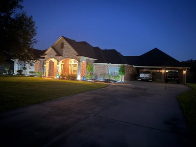1 bedroom in gated neighborhood home Main Photo