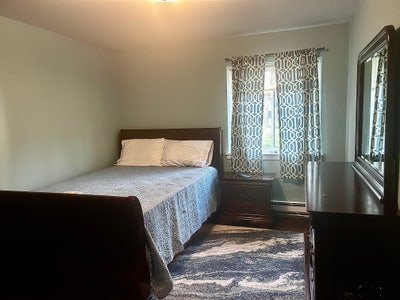 Room in 2 bed/ 2 bath condo off of Rimrock Rd Main Photo