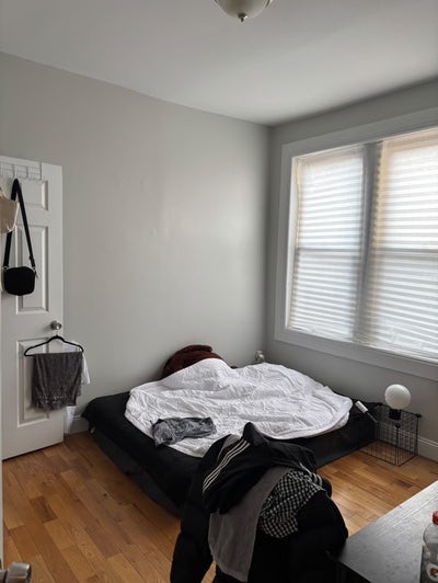 Private Room 1-yr Lease Main Photo