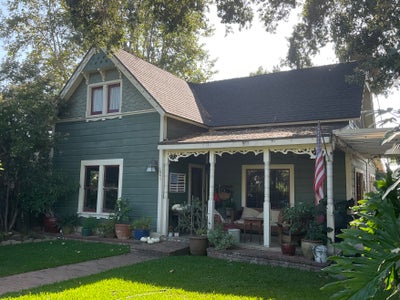 Rooms in Historic House Close to APU & Citrus  Main Photo