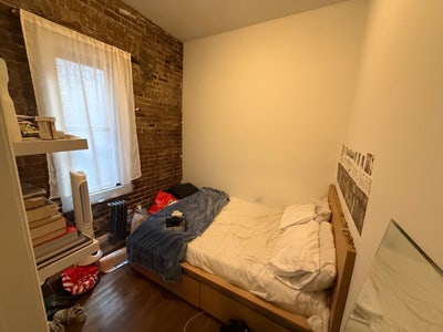 Room in Lower East Side for Rent Main Photo