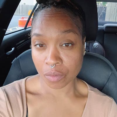 39 year old Female seeks a small or large room Main Photo