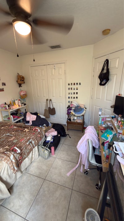 5 minutes from UCF Campus! Utilities included Main Photo