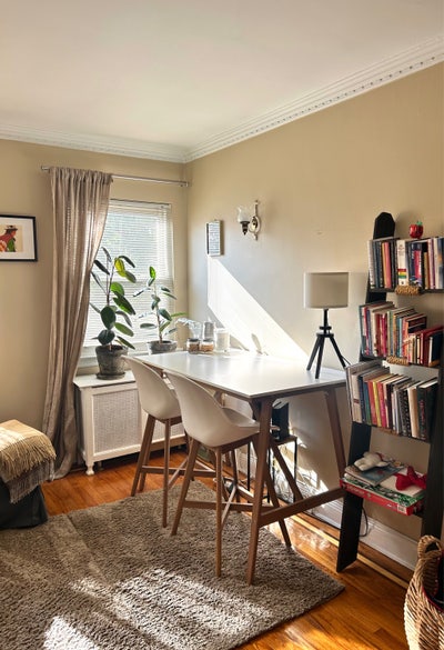 Private room in two bedroom apartment in Astoria  Main Photo