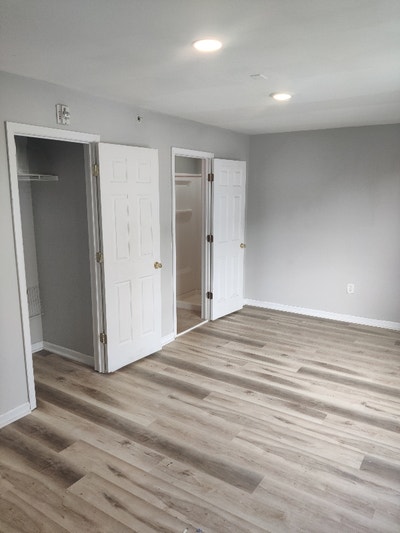 Room with Private bathroom $735 Main Photo