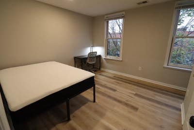  1Brba Room  | Available 5 | $750 | Philadelphiap Main Photo