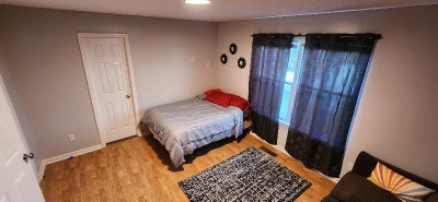 Room for Rent Main Photo