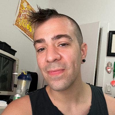 Thoughtful queer looking for an August room! Main Photo