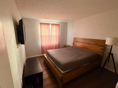 Private Furnished Room for Rent – Women preferred Main Photo