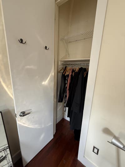 Hi looking for roommate to join my lease!  Main Photo