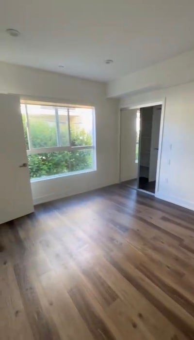 Private Bedroom & Bath near UCLA (Sawtelle area) Main Photo