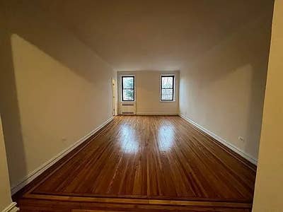 Spacious 2 Bedroom, 2 Bathroom Apartment Main Photo