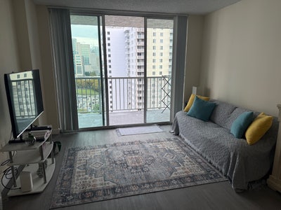 Shared room for man Main Photo