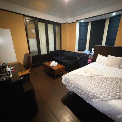 Convenient Midtown Furnished Room Main Photo