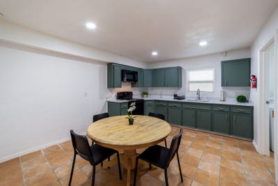 1539 Santa Monica St, San Antonio, TX 78201 Main Photo