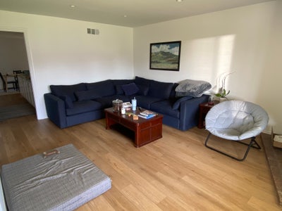 Female Roommate Wanted, Private Room in Costa Mesa Main Photo