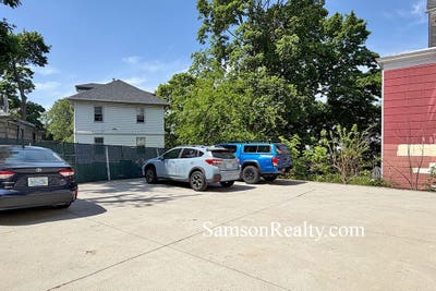 Large 1 Bed. Open Layout. Hardwoods. Samson Realty Main Photo