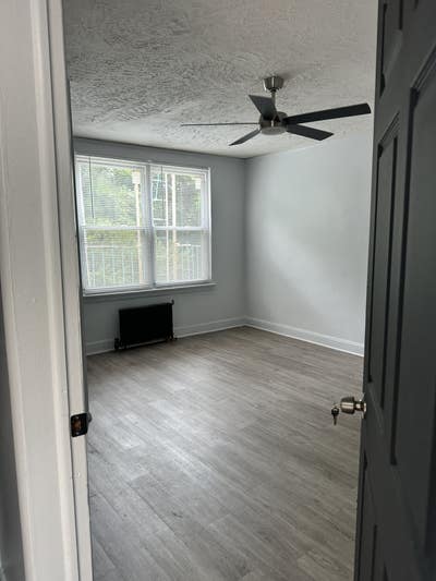🏡 Room for Rent – Rego Park, Queens near 63 Dr Main Photo
