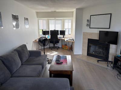 Two Males in 20's looking for new housemate Main Photo