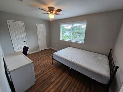 Furnished Bedroom Room in West Houston Main Photo