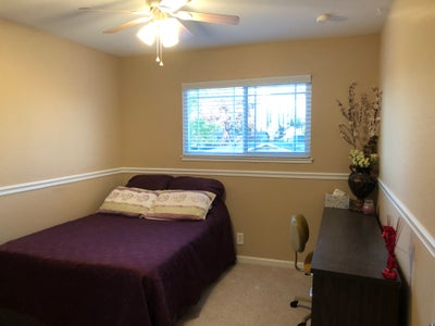 Room  for  Rent  Main Photo