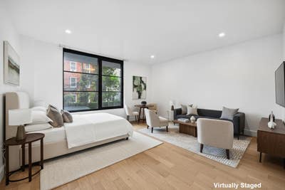 Spacious Luxury Studio in Doorman Building! Main Photo