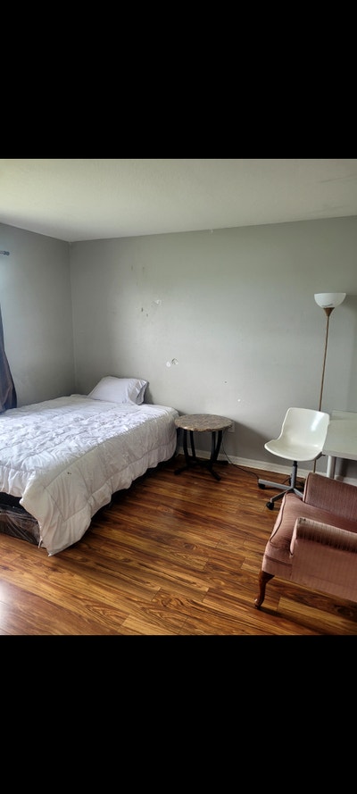 Room for rent  Main Photo