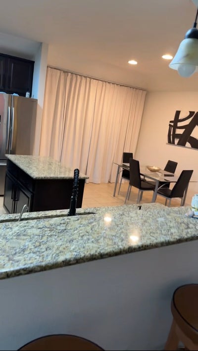 1 bedroom private bathroom for $800 Main Photo