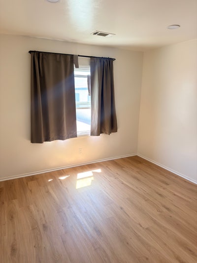 Private large bedroom in Downey Main Photo