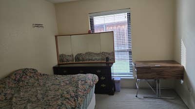 Spacious Room in a 4 bdr House In Allen Main Photo