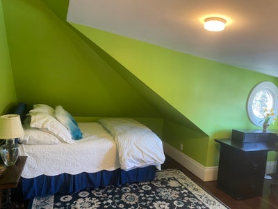 Room for rent in family home near Lincoln MA  Main Photo