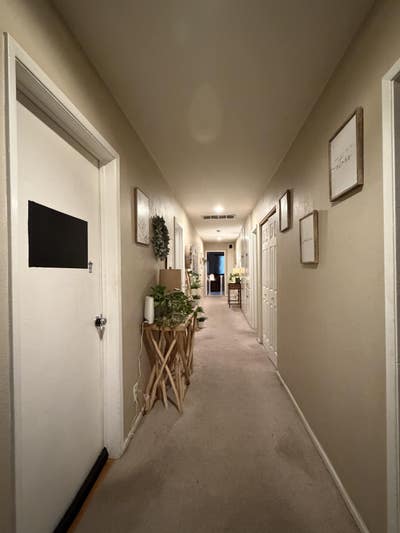 Beautiful Newhall, home and happy Valley Main Photo