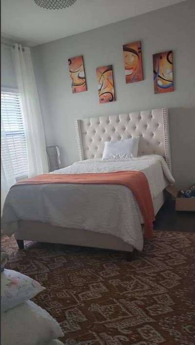 Beautiful Furnished Room w/ Private Bath in Luxury Main Photo