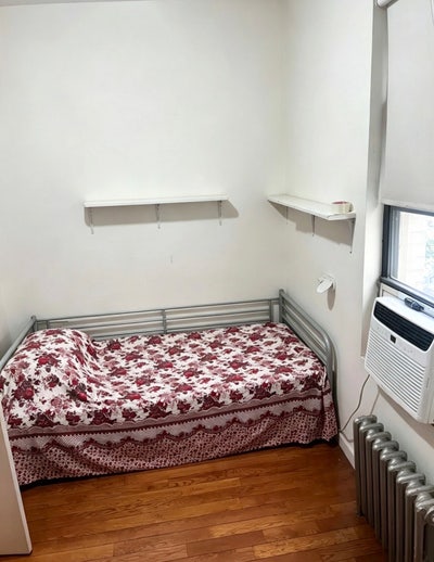 Room available 2 bed Main Photo
