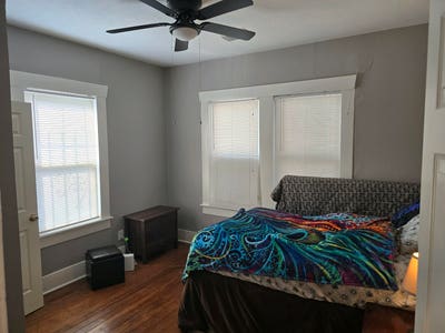 Large Room Available for Rent Main Photo