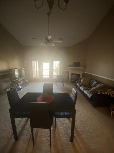 Room for Rent - Great Amenities  Main Photo