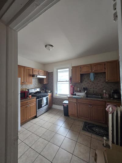 2BR APT 1 Private Room for Rent Main Photo