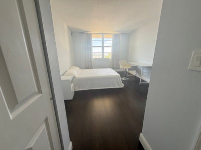 Excellent Private Furnished Bedroom and Bathroom Main Photo