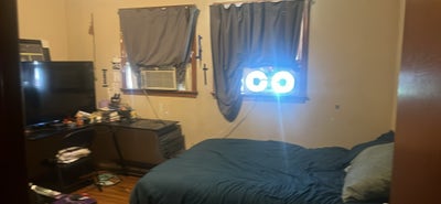 Room for rent Main Photo