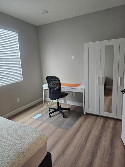 Furnished Private Room | Newer Home | Gated Commun Main Photo