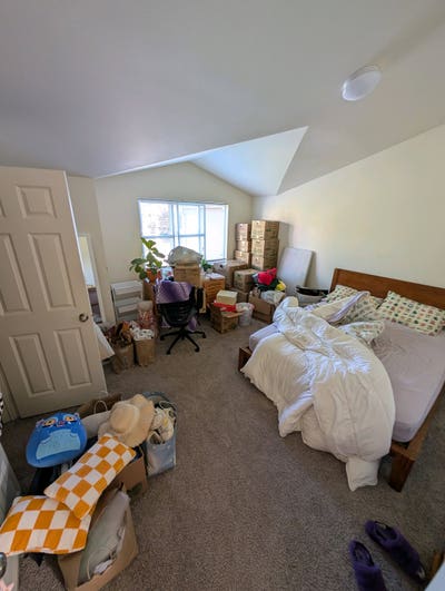 Master bedroom available in Northgate/Greenlake Main Photo